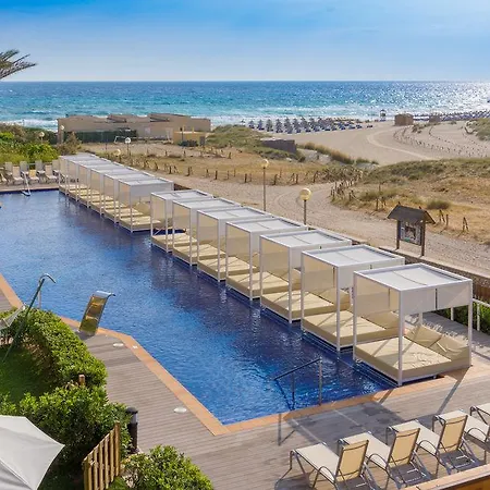 Hotel apartamentowy Zafiro Cala Mesquida (Mallorca)